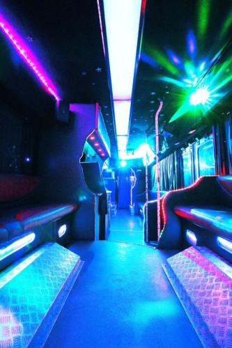 luxury-bus-09